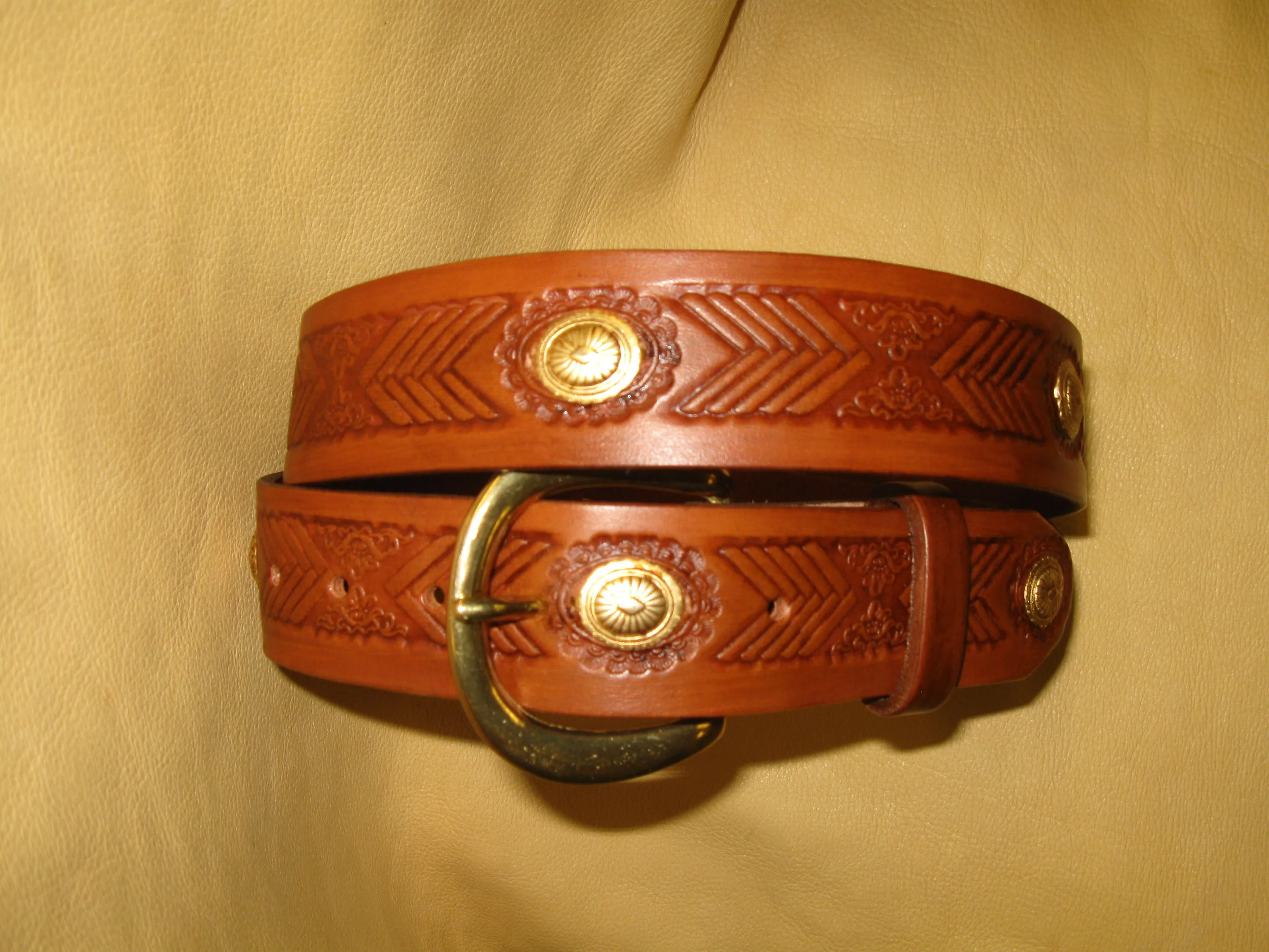 Apache Design Bridle Leather Belt