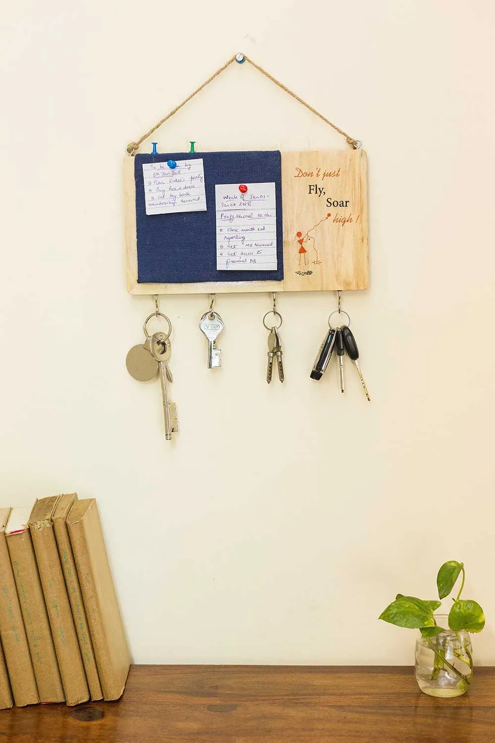 IVEI Blue Stylish Wooden Pin Board with Key Hooks