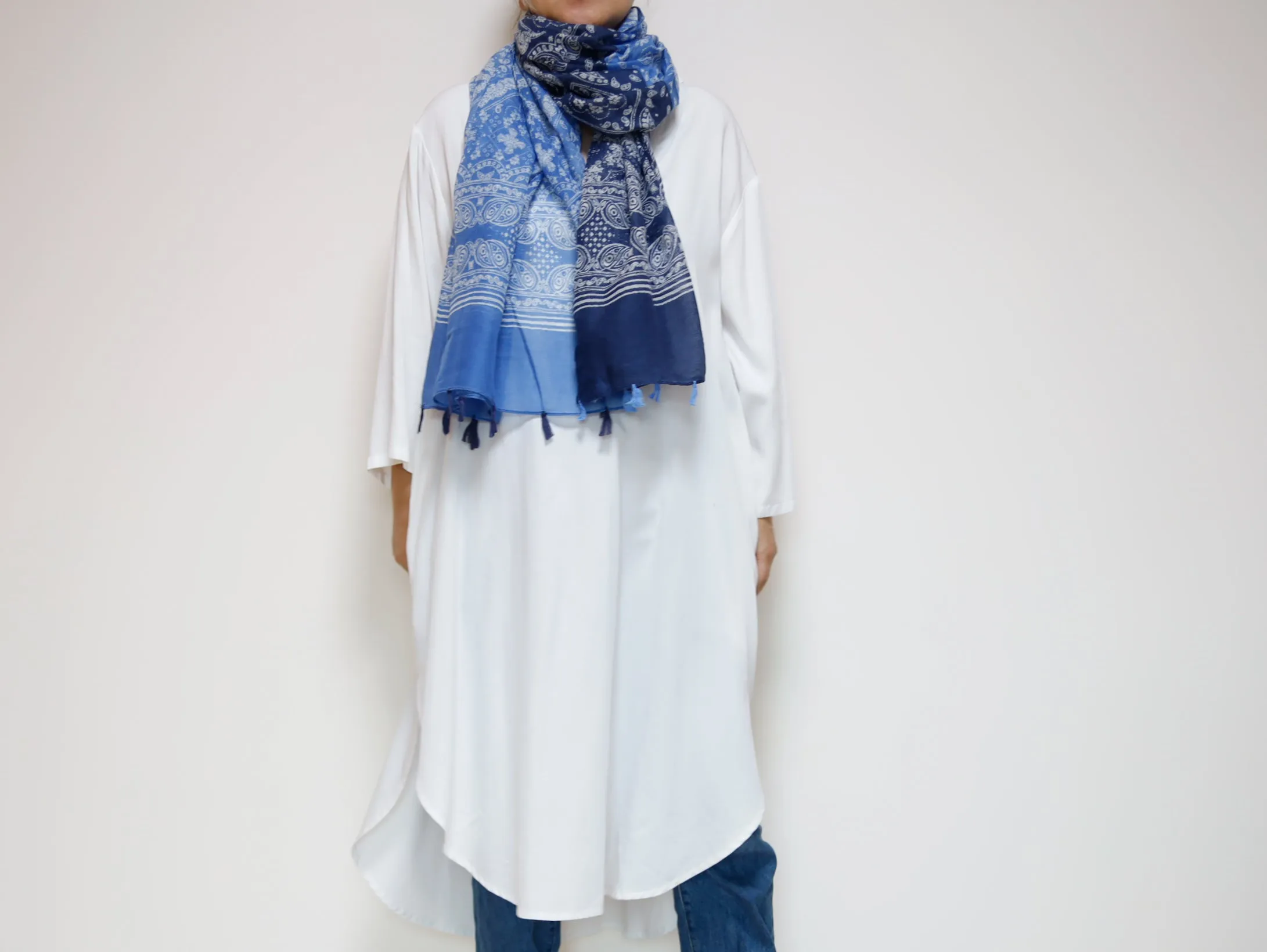 <A19>  PRINTED  Scarf BLUE