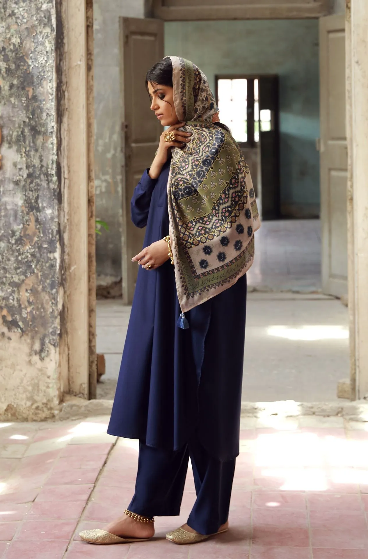 Shehrzade Scarf - Gold & Blue